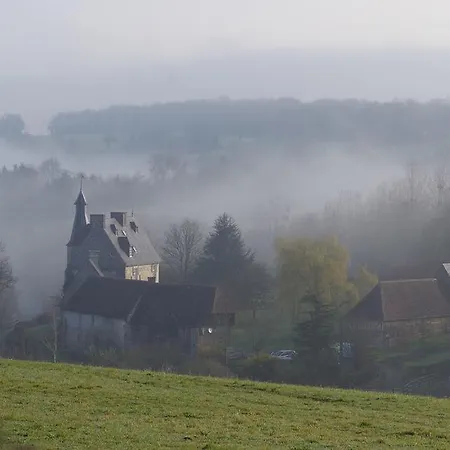 לינה וארוחת בוקר Le Vieux Chateau B&B Le Renouard