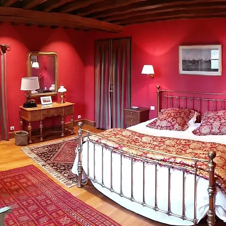 Le Vieux Chateau B&B Le Renouard