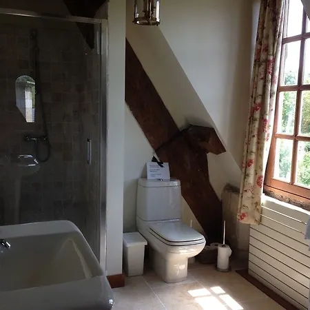 Le Vieux Chateau B&B 3* Le Renouard