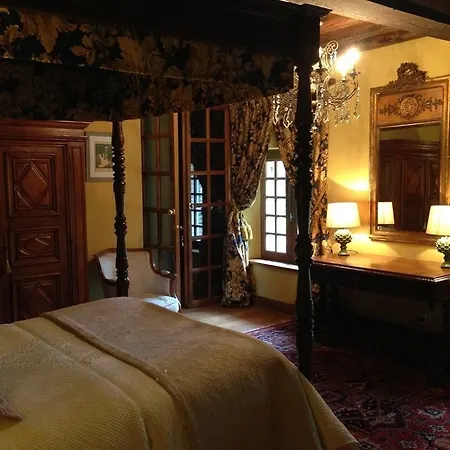 Le Vieux Chateau B&B 3* Le Renouard