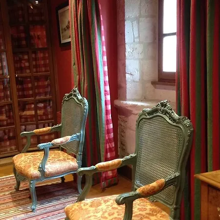 Le Vieux Chateau B&B 3* Le Renouard